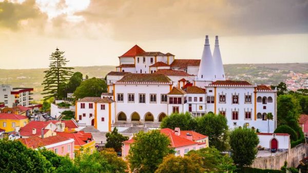 How to Visit Castles in Sintra Portugal | Anna Everywhere