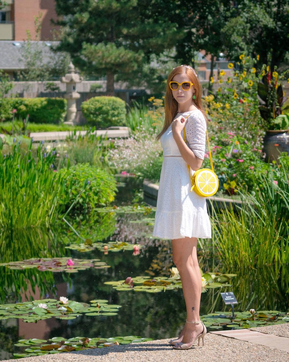 White dress outfit for summer days.