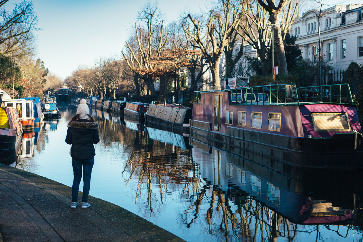 Floating Bookstore