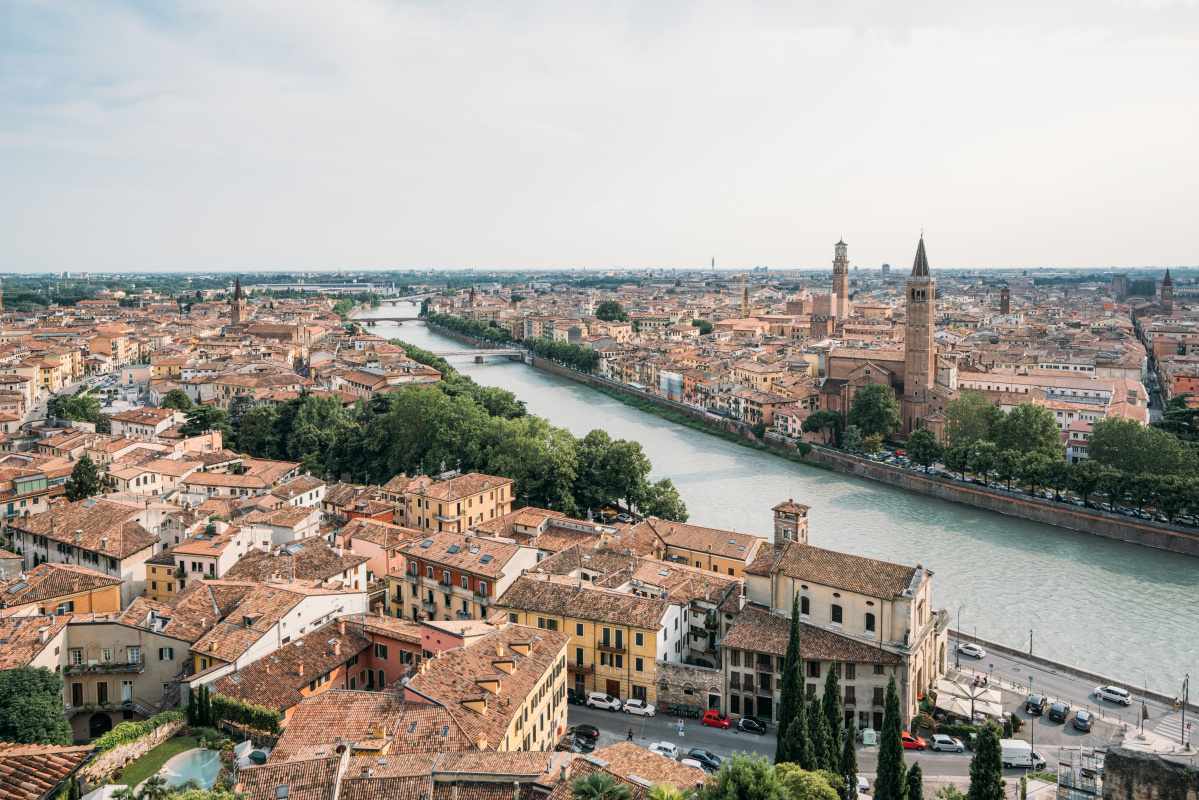 Running in Verona, Italy. Best routes and places to run in Verona