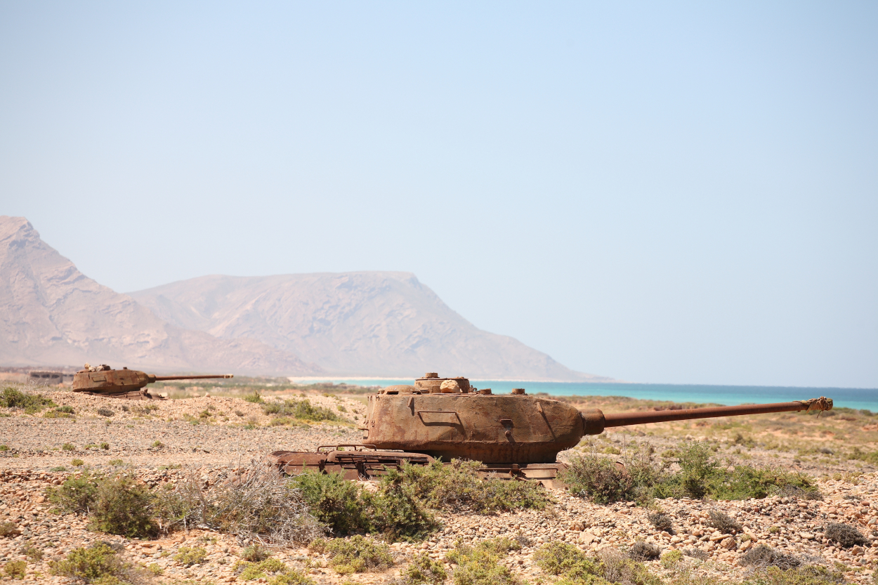 forlatt tank I Socotra