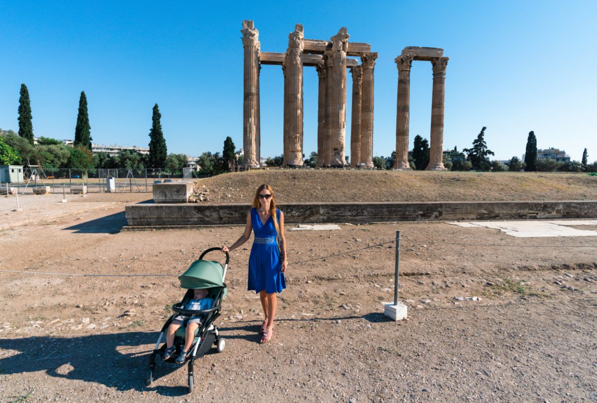 travel to greece from uk with child