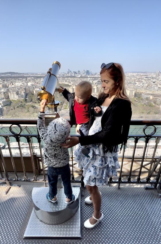 Taking a baby and toddler to the top of the Eiffel Tower