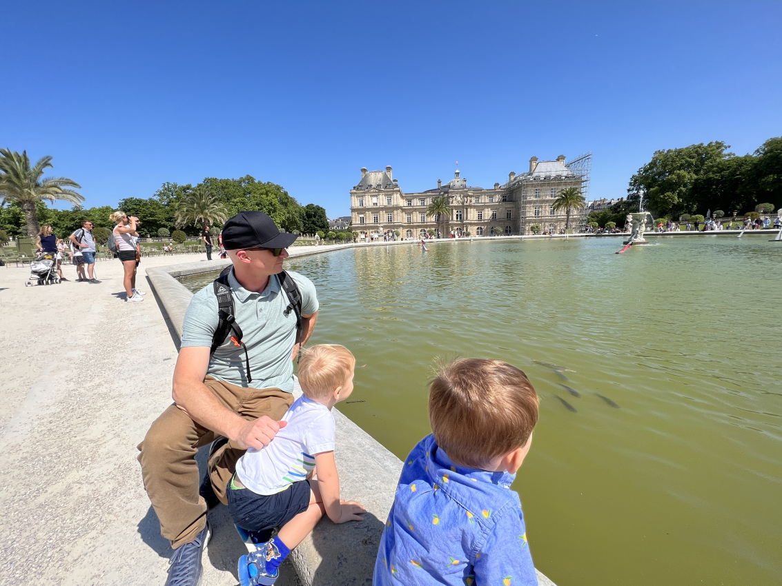 Children enjoying Jardin du Luxembourg in Paris