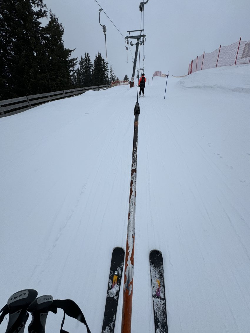 ski t-lift
